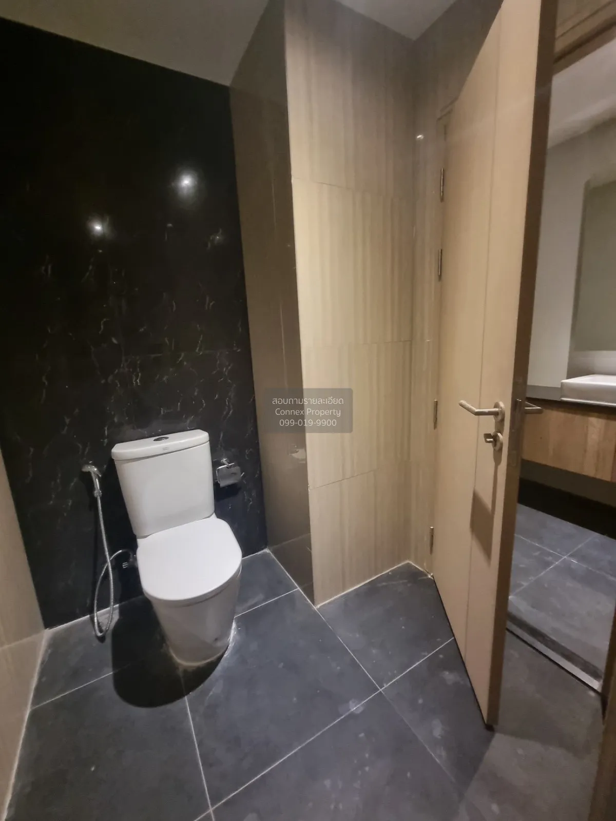 ขายคอนโด  ดิ ยูนิค สุขุมวิท 62/1 BTS-บางจาก บางจาก เขต พระโขนง กร