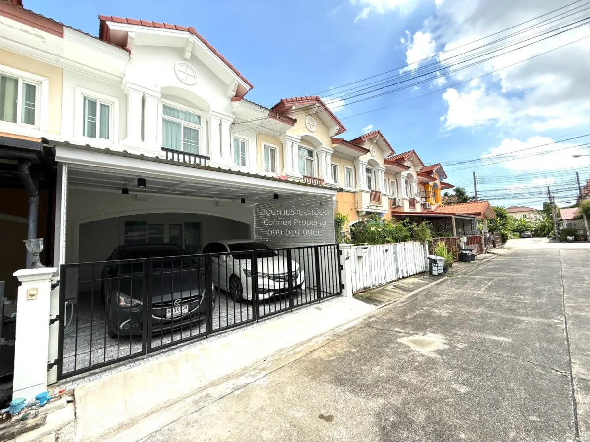 For Sale Townhouse/Townhome  , The Connect 8 Wongwaen - Bangna ,  2