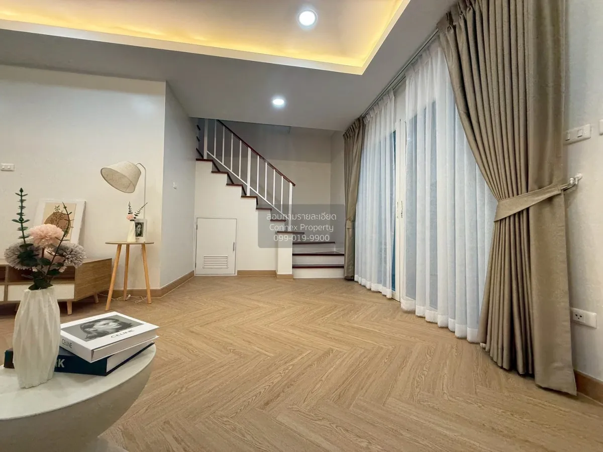 For Sale Townhouse/Townhome  , The Connect 8 Wongwaen - Bangna , 