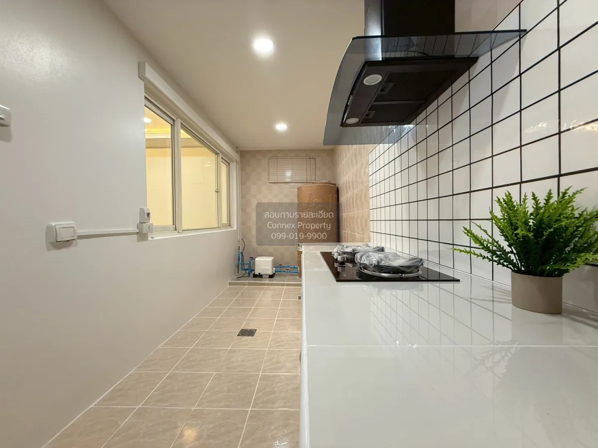 For Sale Townhouse/Townhome  , The Connect 8 Wongwaen - Bangna , 