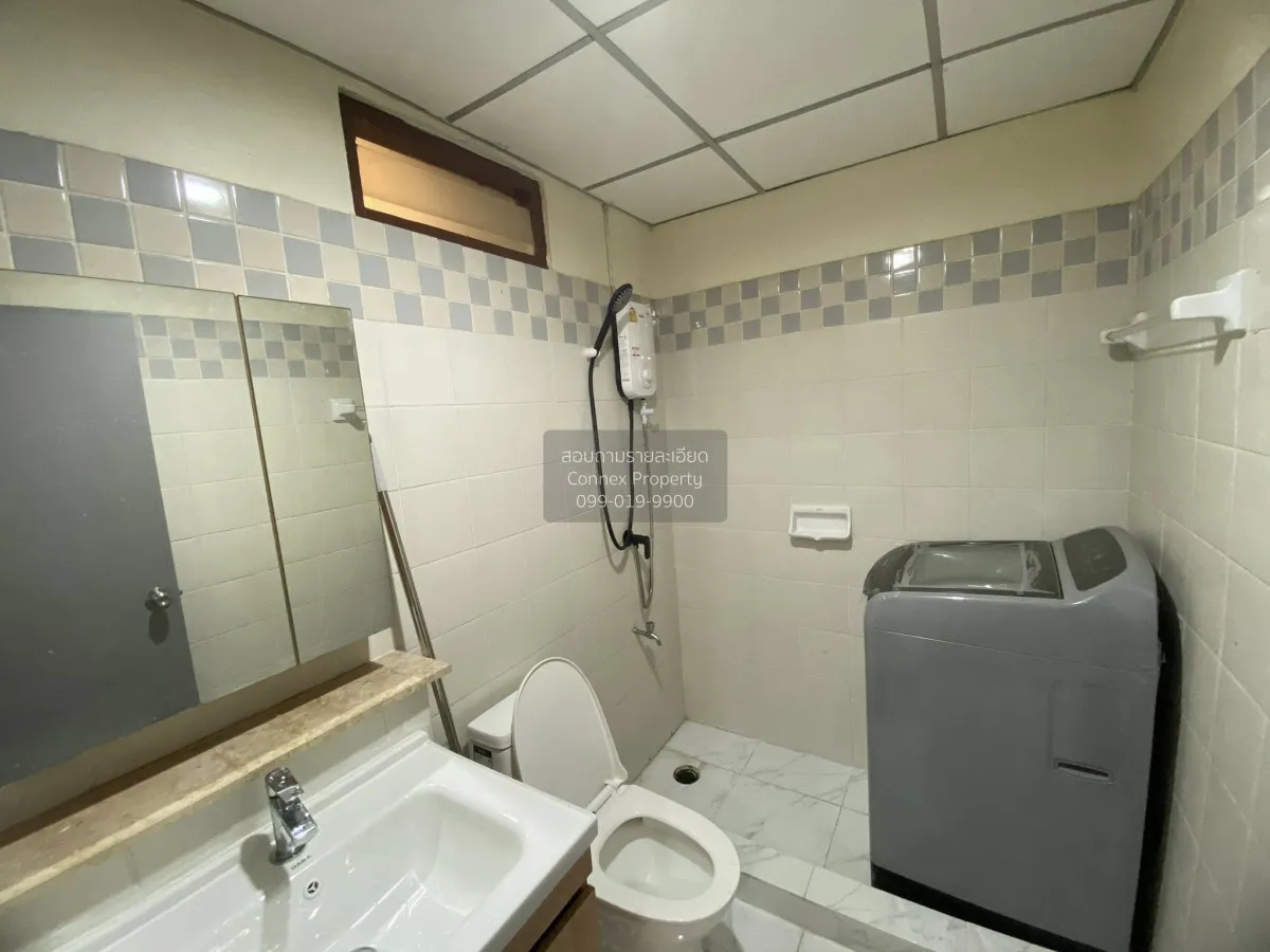 เช่าคอนโด  เดอะ พาร์คแลนด์ บางนา MRT-ศรีเอี่ยม (สายสีเหลือง) บางน