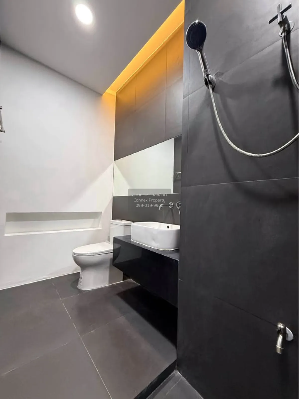 For Sale House , The Season Phetkasem 69 , corner unit , Nong Kha