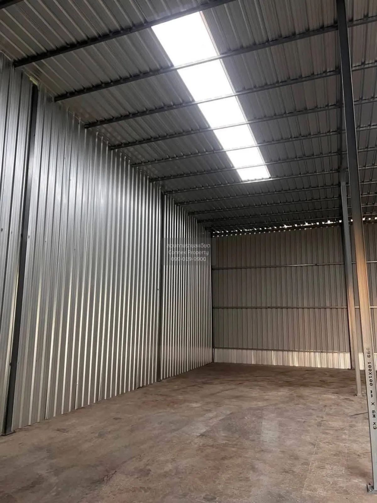 For Rent Warehouse-Ladkrabang (Chalong Krung Soi 8) , wide fronta