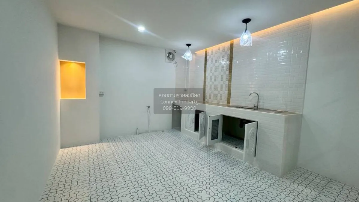 ขายทาวน์เฮ้าส์/ทาวน์โฮม  บ้านสุชา รีโนเวทใหม่ ละหาร บางบัวทอง นนท