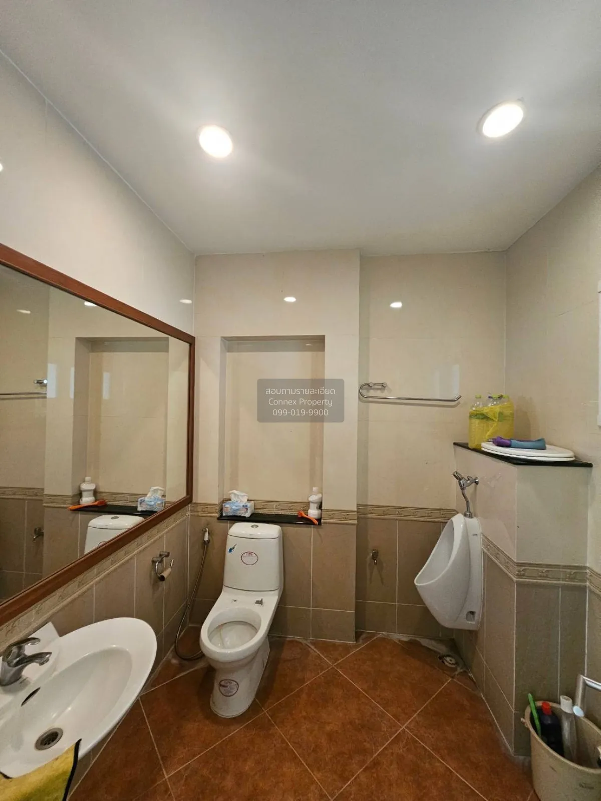 For Sale House , Ratchaphruek Chaloem Phrakiat Rama 9 , corner un