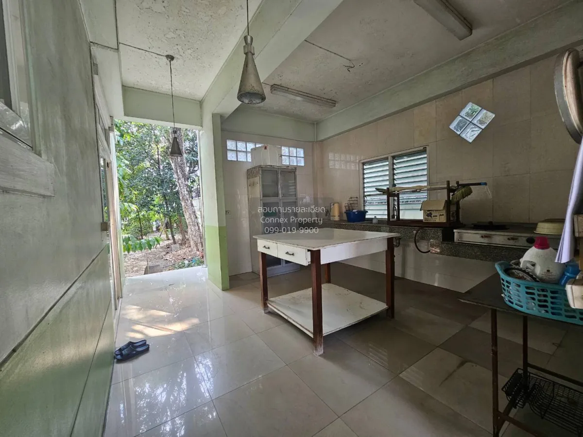 For Sale House , Ratchaphruek Chaloem Phrakiat Rama 9 , corner un