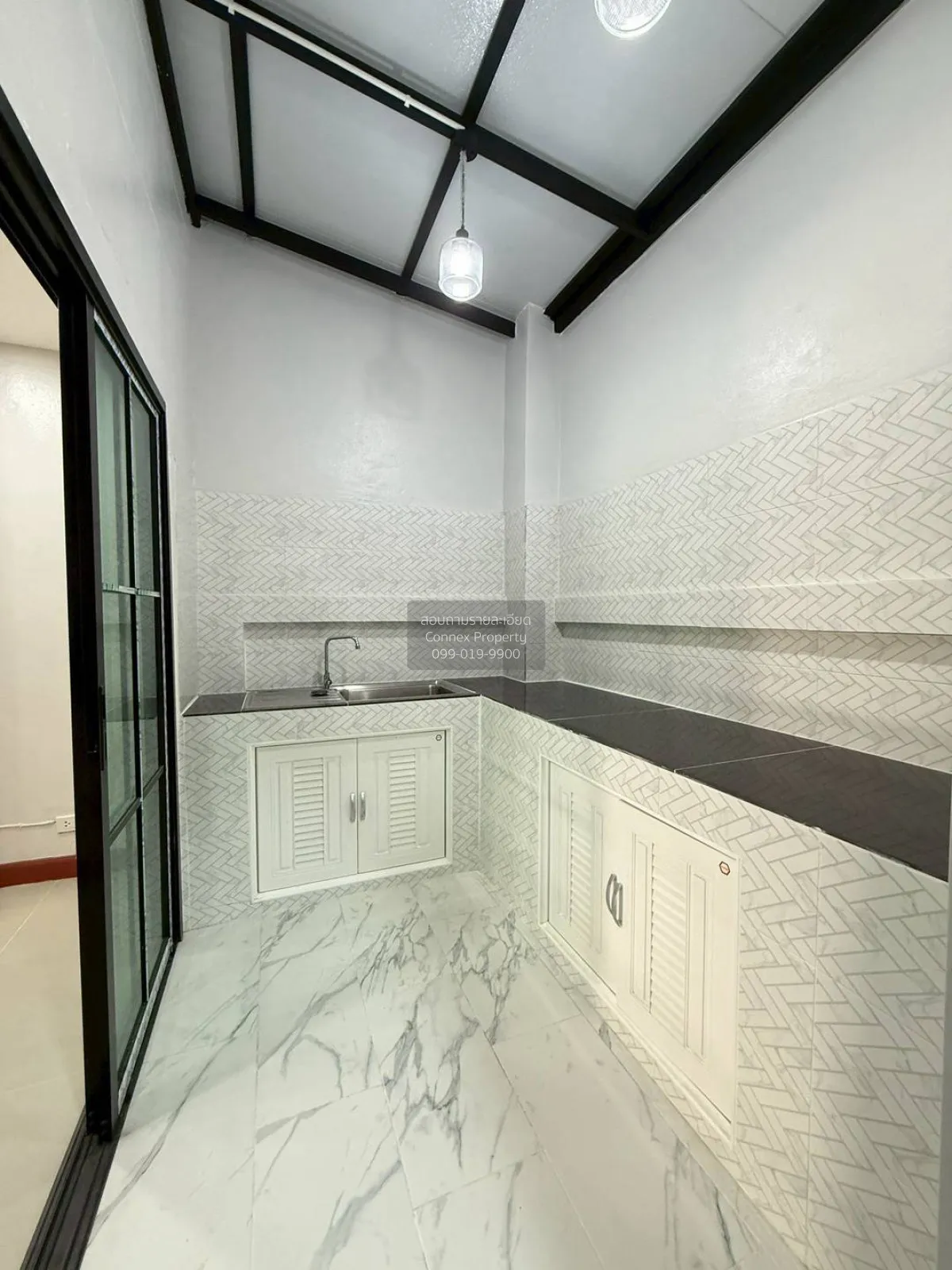 ขายทาวน์เฮ้าส์/ทาวน์โฮม  สวีทโฮม ปาร์ค บางบัวทอง รีโนเวทใหม่ บางบ