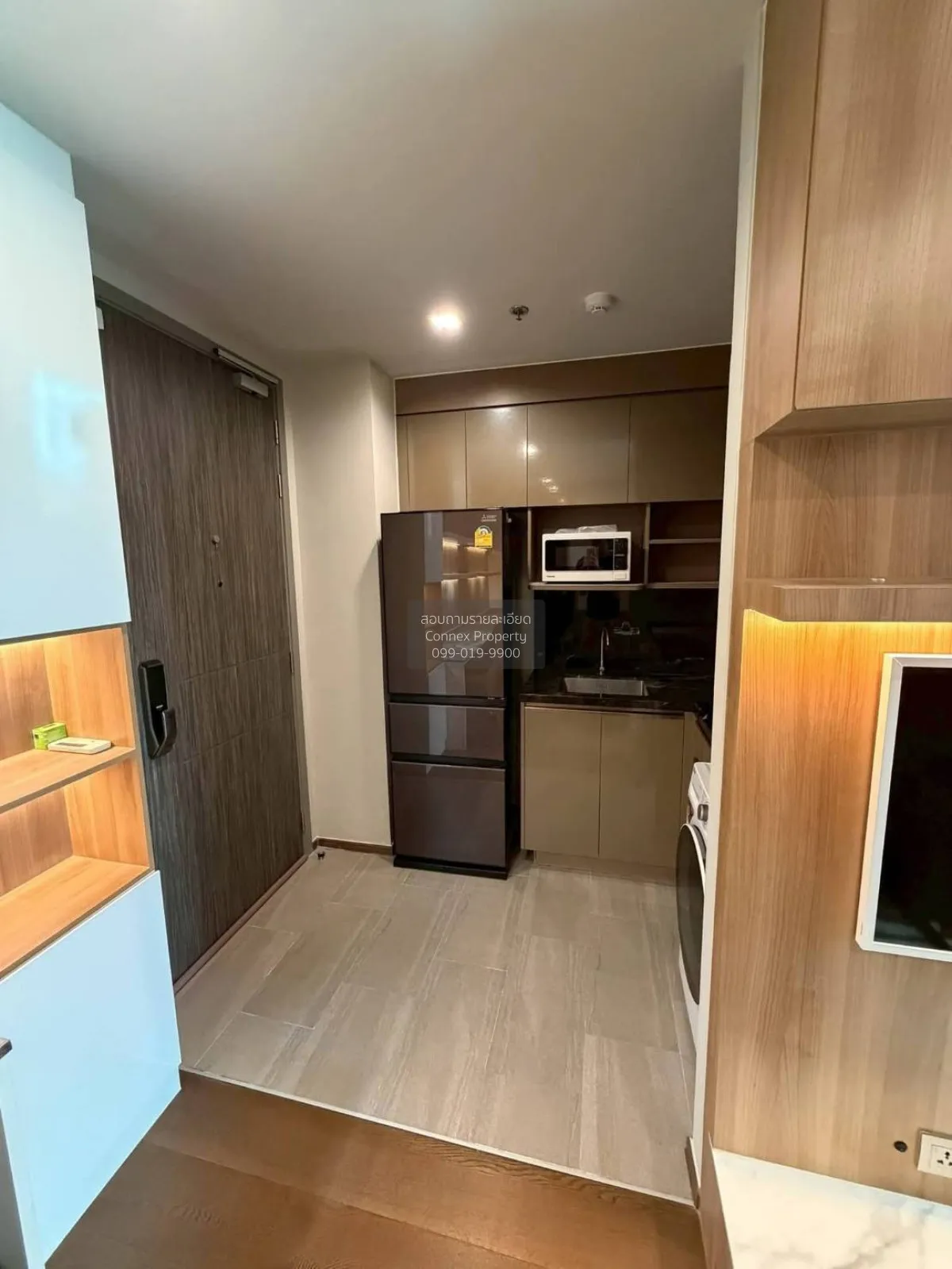 For Rent Condo , Ideo Q Victory , nice view , high floor , BTS-Vi