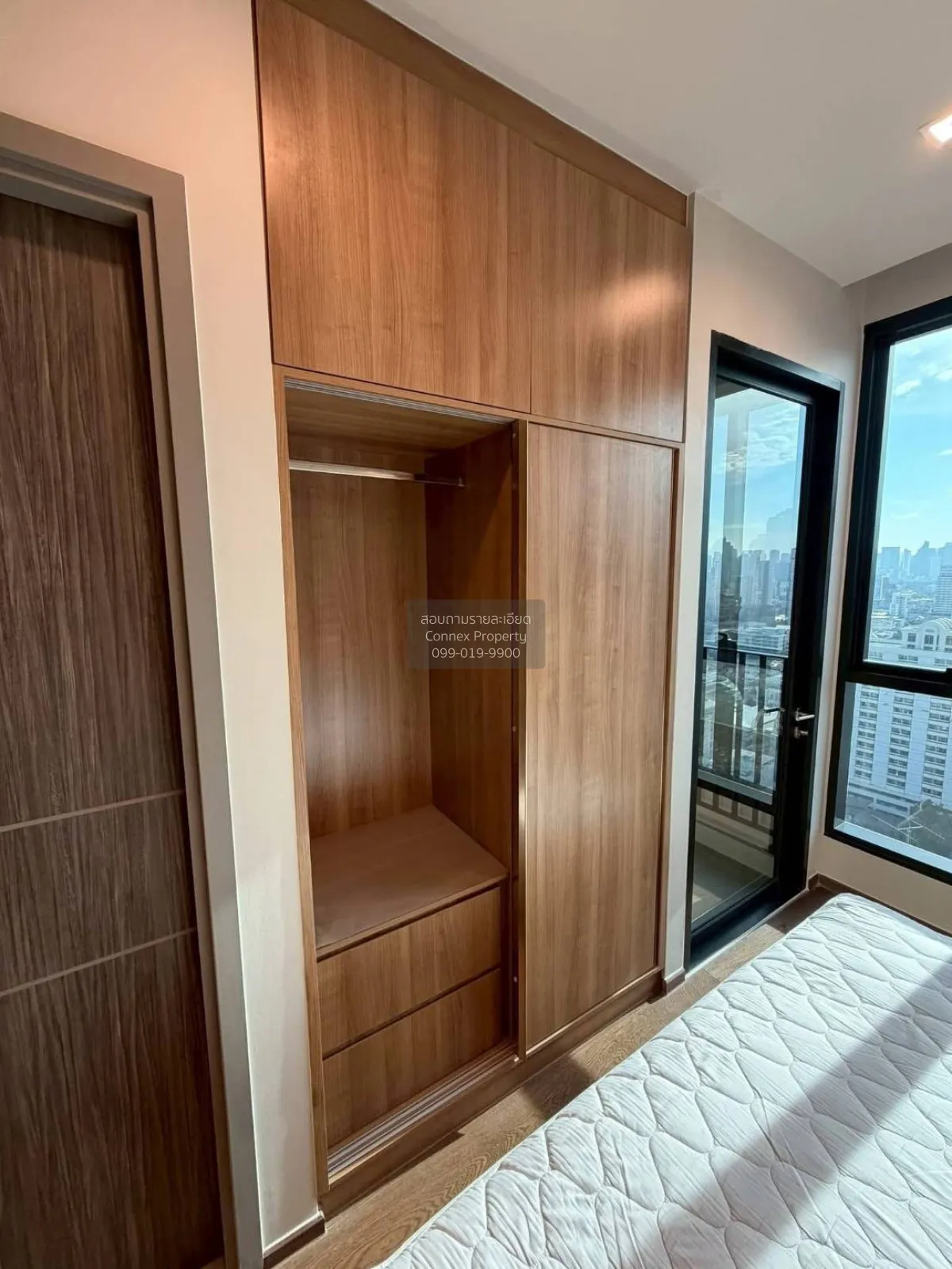 For Rent Condo , Ideo Q Victory , nice view , high floor , BTS-Vi