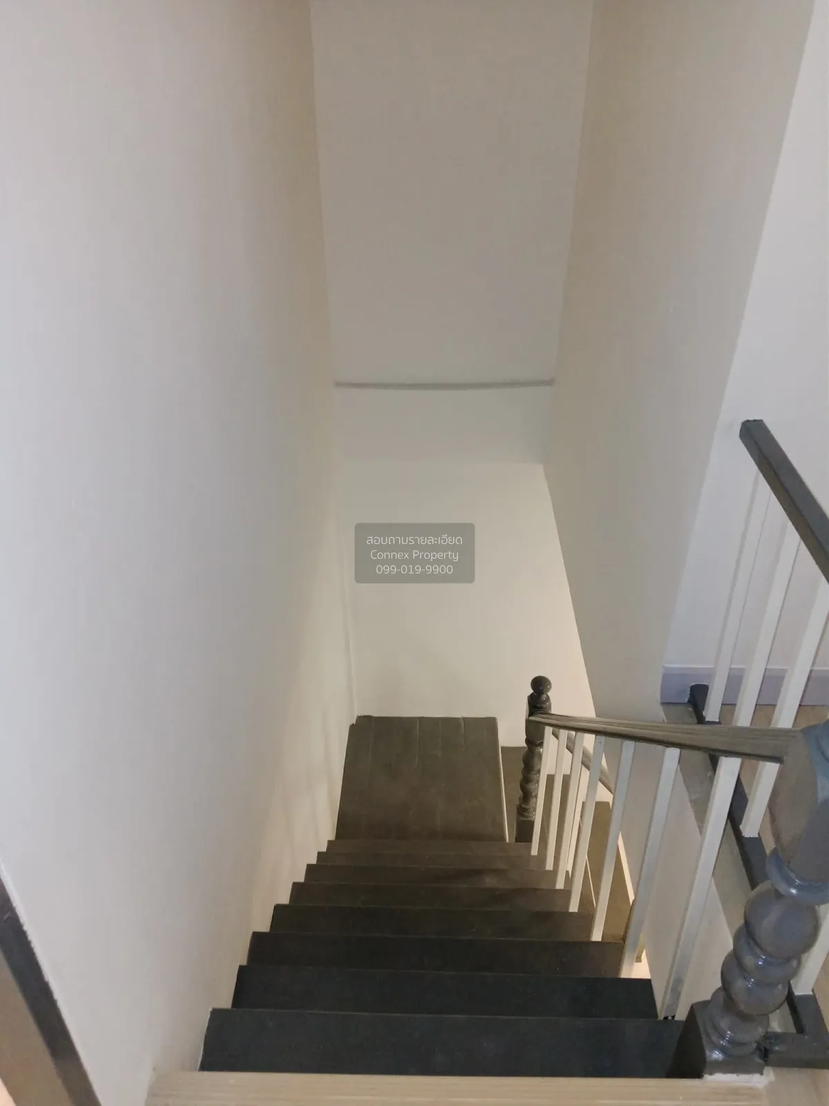 For Sale two story townhouse , Sukhumvit 62 , Phra Khanong Tai ,  4