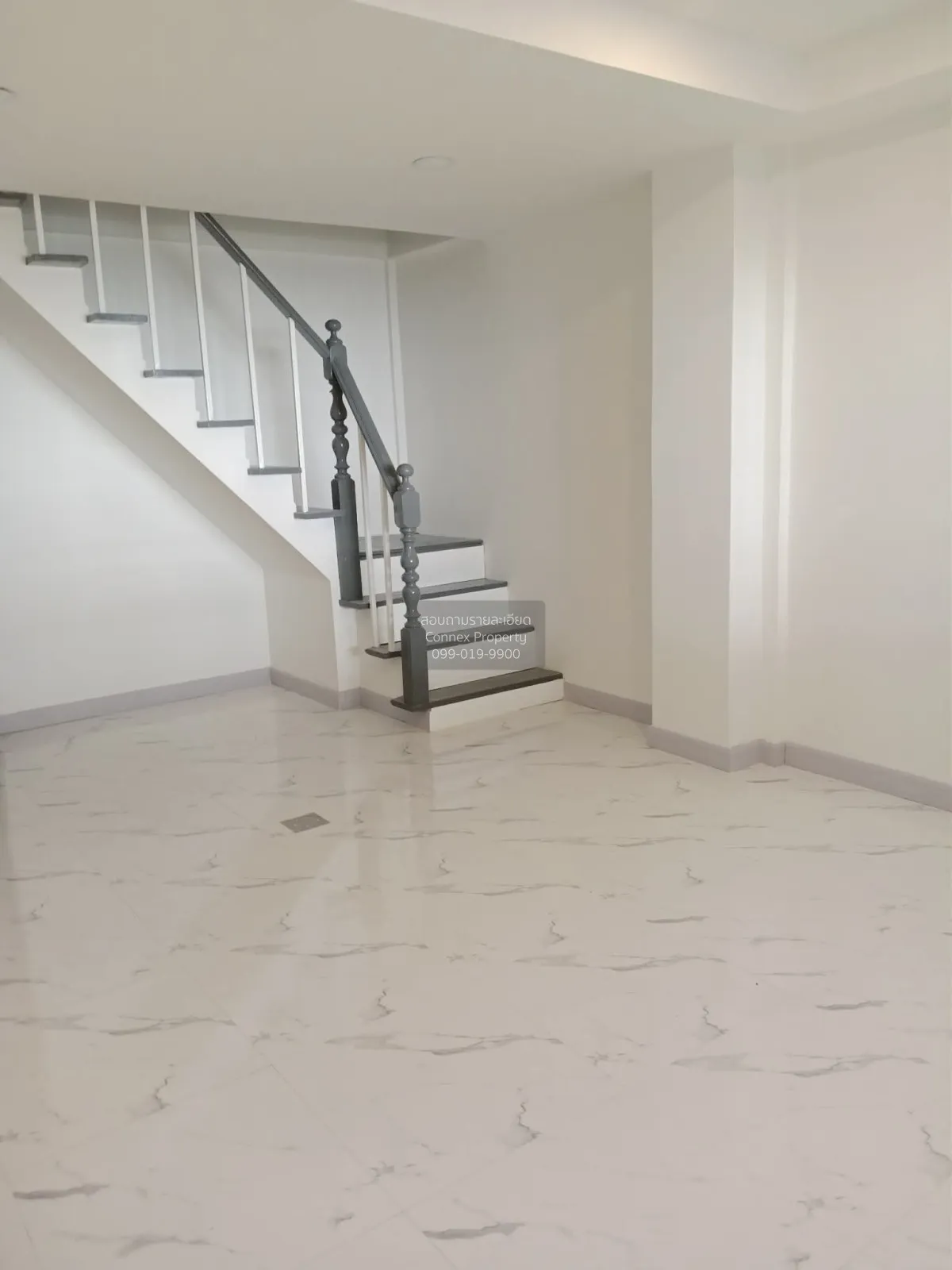 For Sale two story townhouse , Sukhumvit 62 , Phra Khanong Tai , 