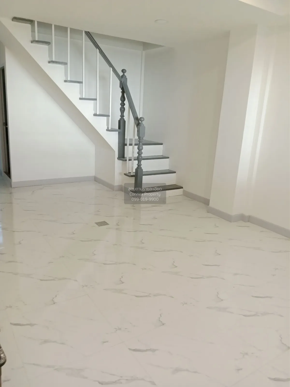 For Sale two story townhouse , Sukhumvit 62 , Phra Khanong Tai , 