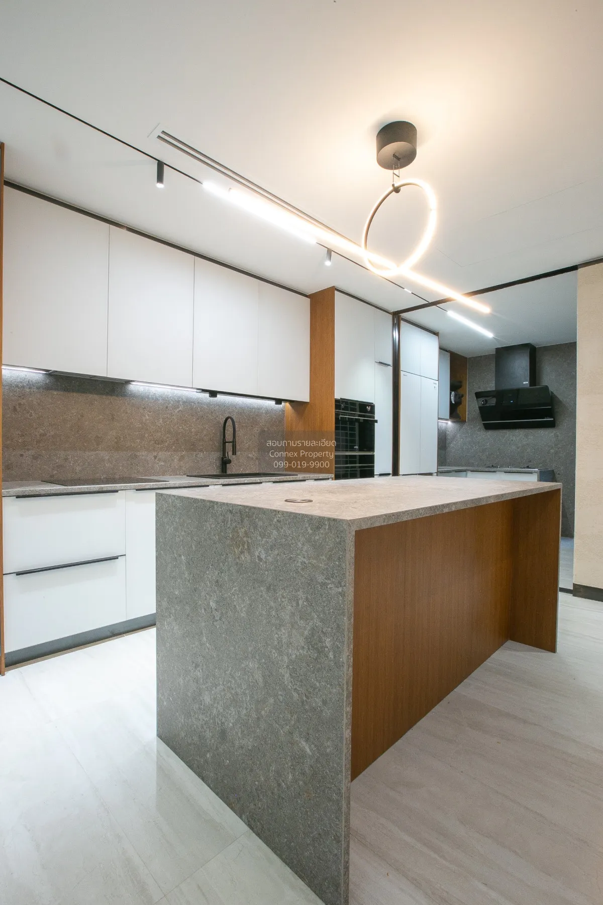 ขายทาวน์เฮ้าส์/ทาวน์โฮม  บ้านกลางกรุง ทองหล่อ BTS-ทองหล่อ คลองตัน