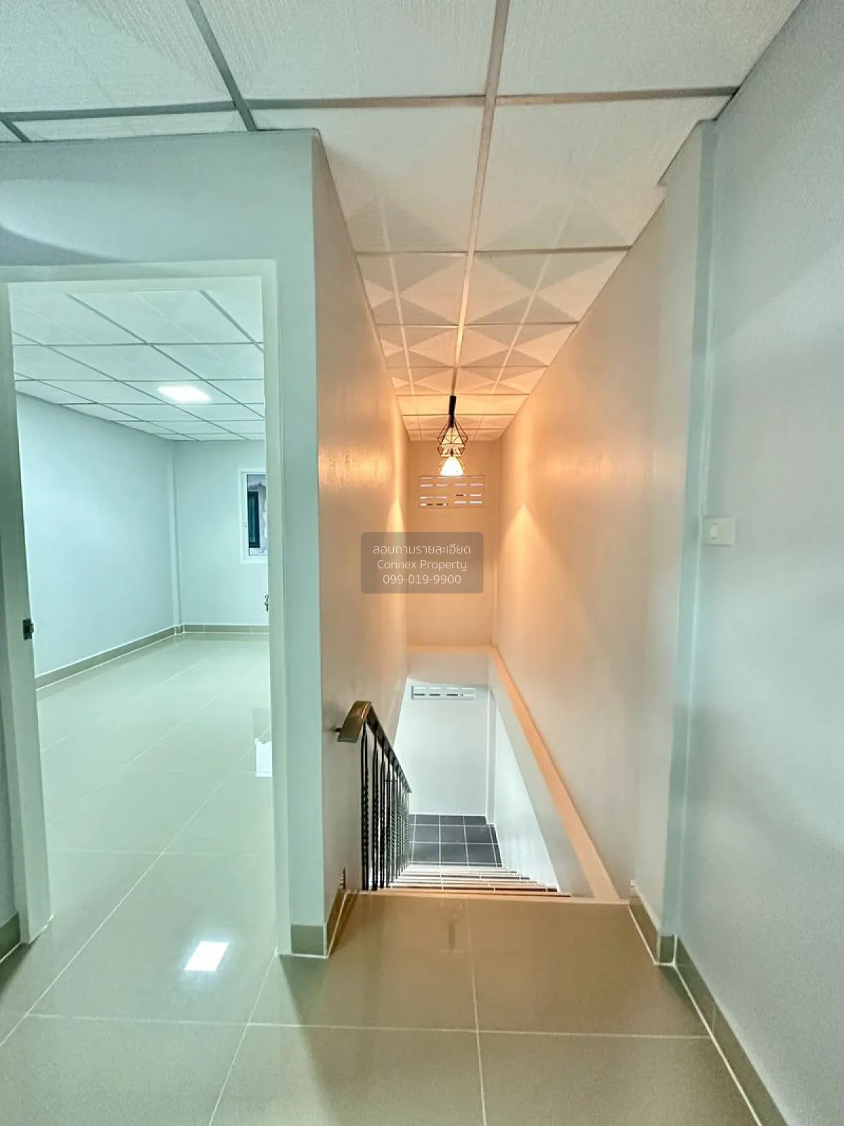For Sale Townhouse/Townhome  , Por. Pasuk Nives , MRT-Khong Bang 