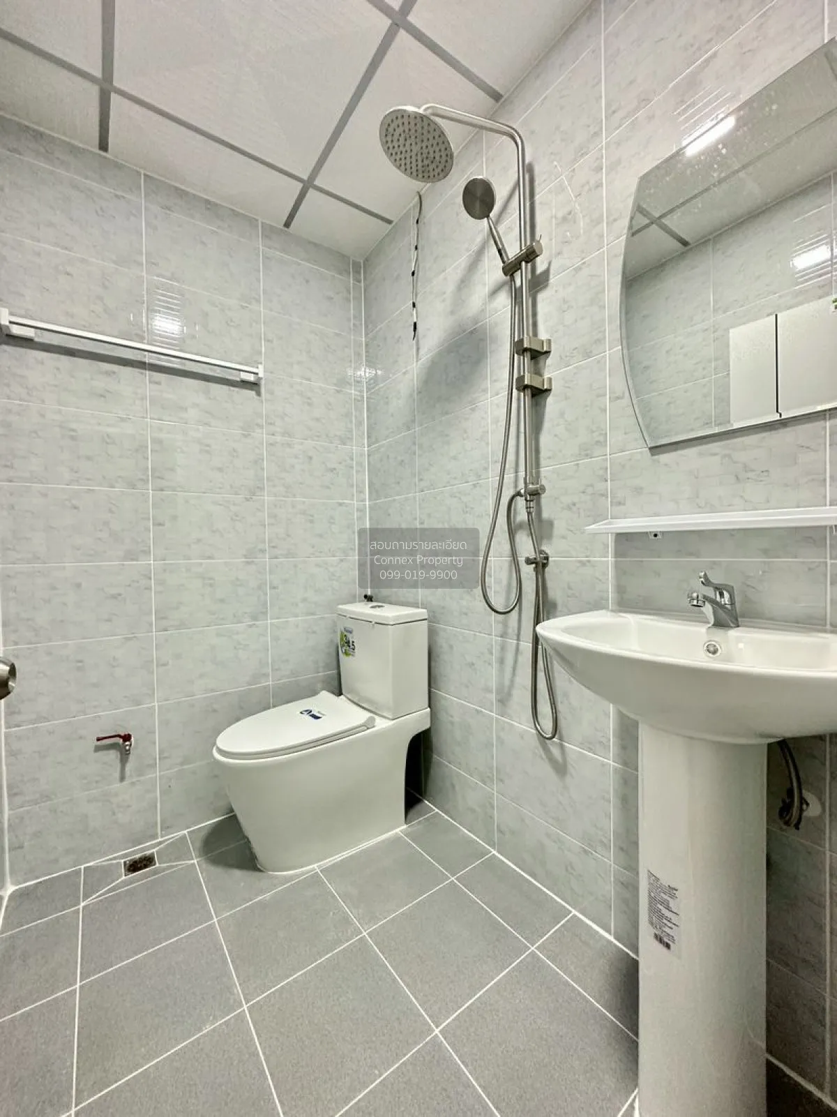 For Sale Townhouse/Townhome  , Por. Pasuk Nives , MRT-Khong Bang 