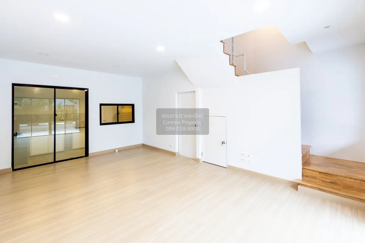 For Sale Townhouse/Townhome  , Baan Klang Muang Rama 9 - On Nut ,