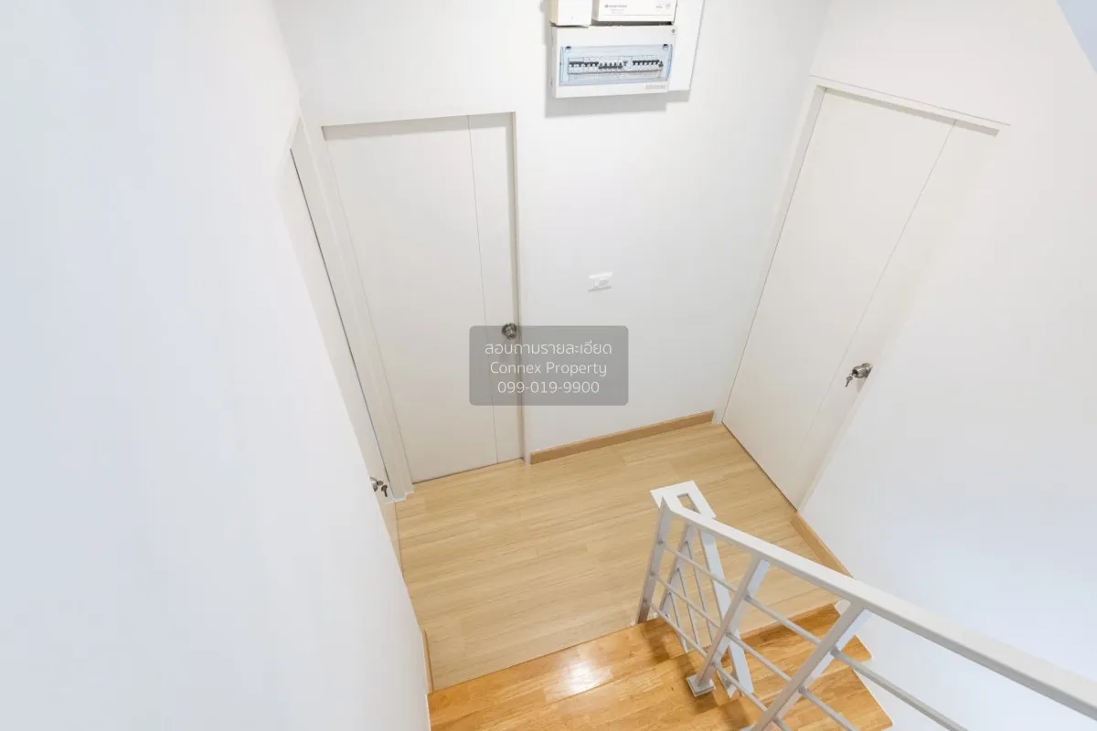 For Sale Townhouse/Townhome  , Baan Klang Muang Rama 9 - On Nut ,