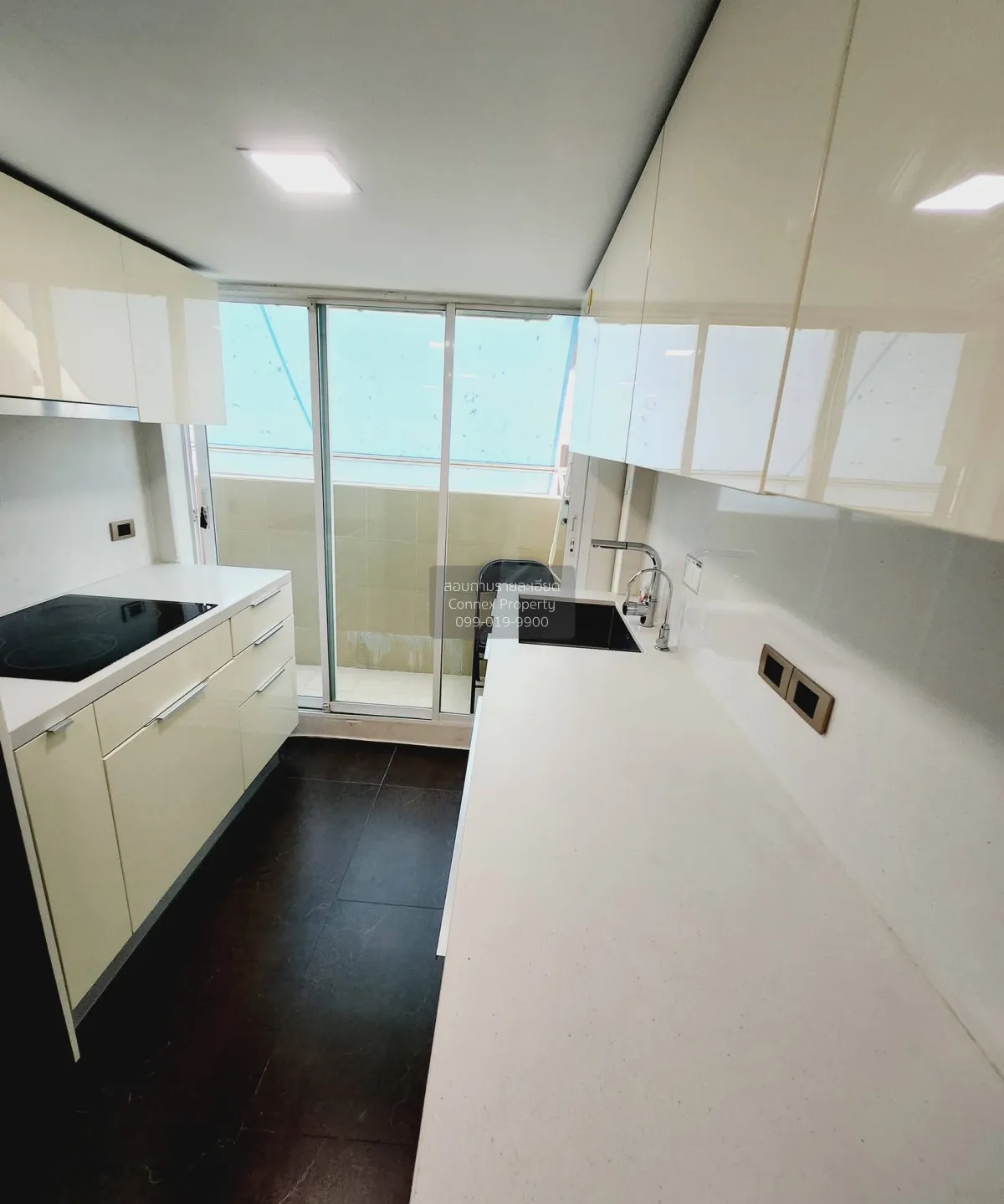 For Rent Condo , 59 Heritage , Duplex , nice view , high floor ,  3