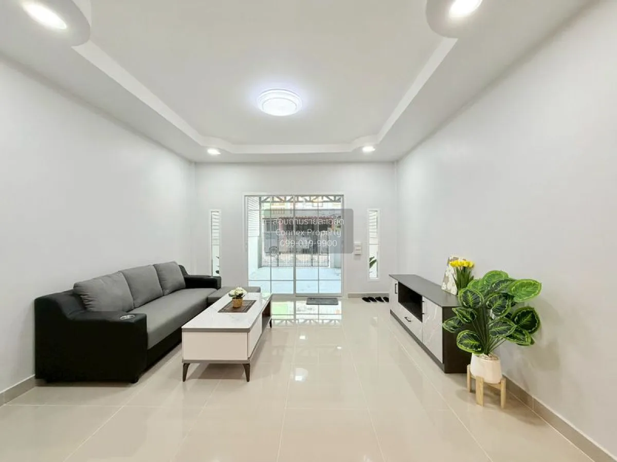 ขายทาวน์เฮ้าส์/ทาวน์โฮม  บ้านร่มเงาไม้ รีโนเวทใหม่ บางบัวทอง บางบ