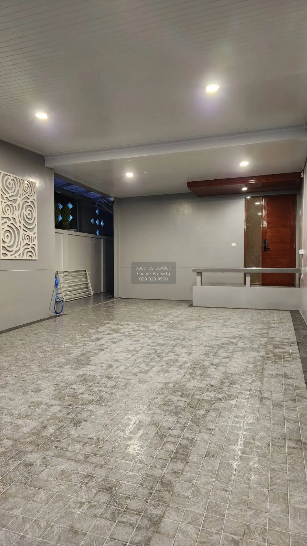 For Sale House , Baranee Rangsit - Klong 3 , wide frontage , Khlo