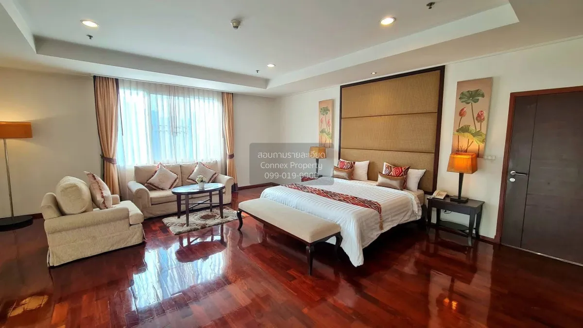For Rent Condo , Piyathip Place , nice view , corner unit , wide  3