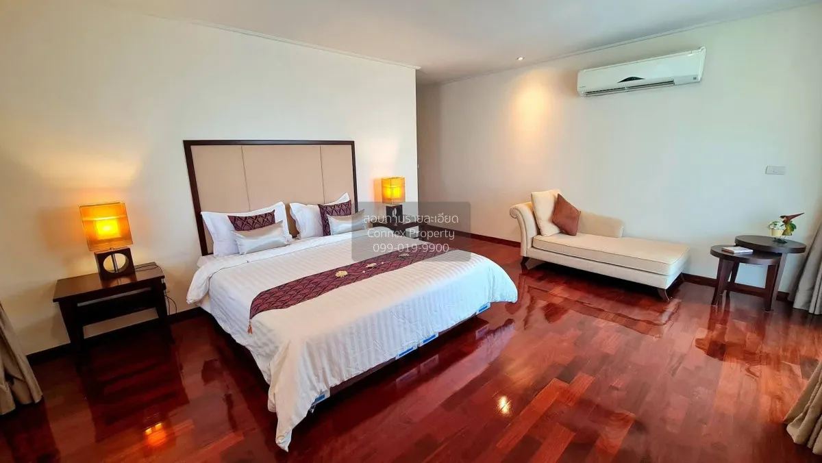 For Rent Condo , Piyathip Place , nice view , corner unit , wide  4