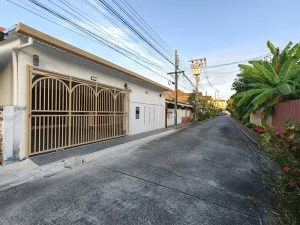 บ้านแฝด บ้านรีโนเวท นวมินทร์ 109 แยก 3 ชั้นเดียว เลียบด่วนรามอินทรา บึงกุ่ม กรุงเทพ CX-142482