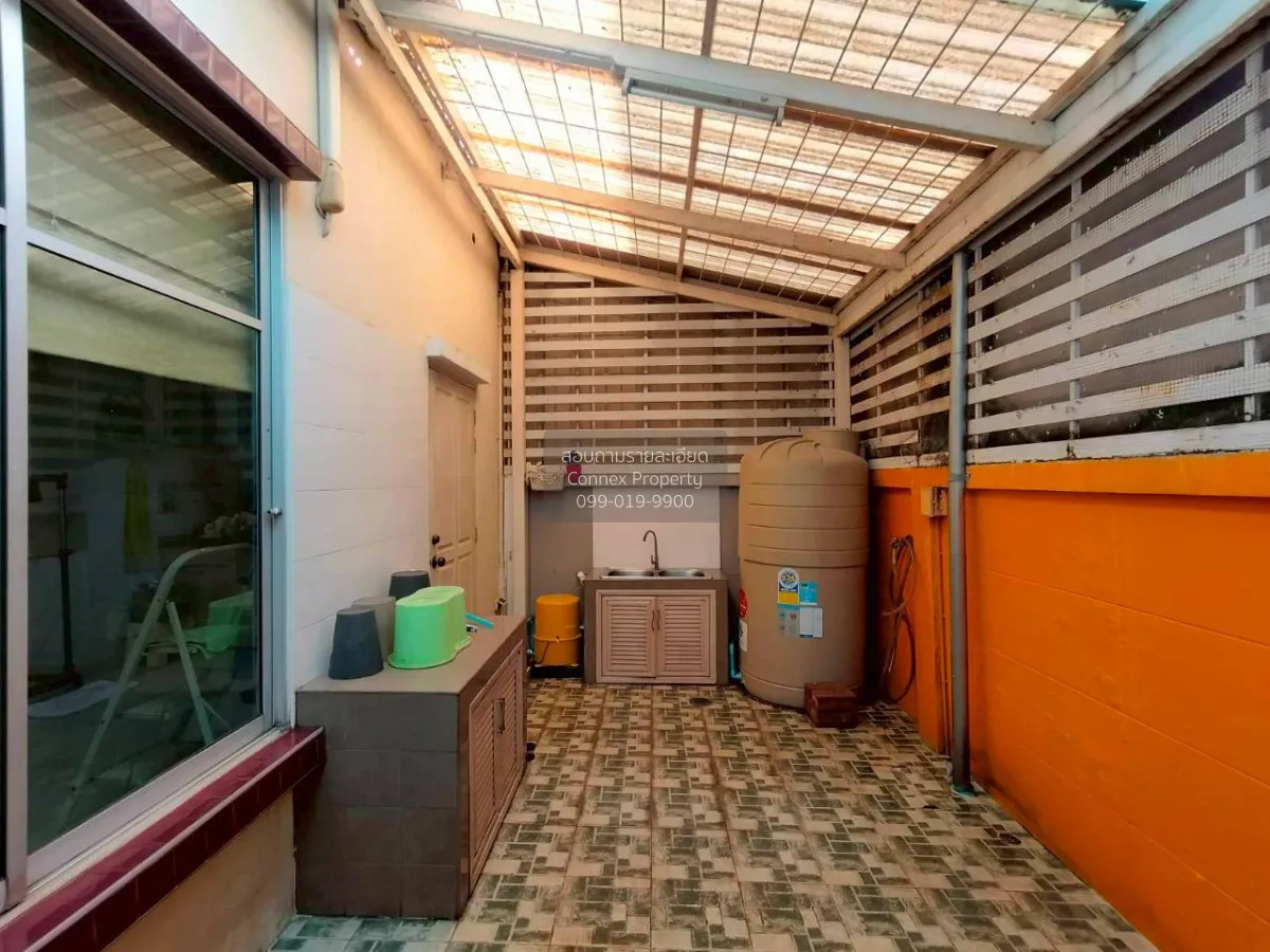 ขายทาวน์เฮ้าส์/ทาวน์โฮม  บ้านกลางเมือง มอนติ - คาร์โล ลาดยาว เขต 