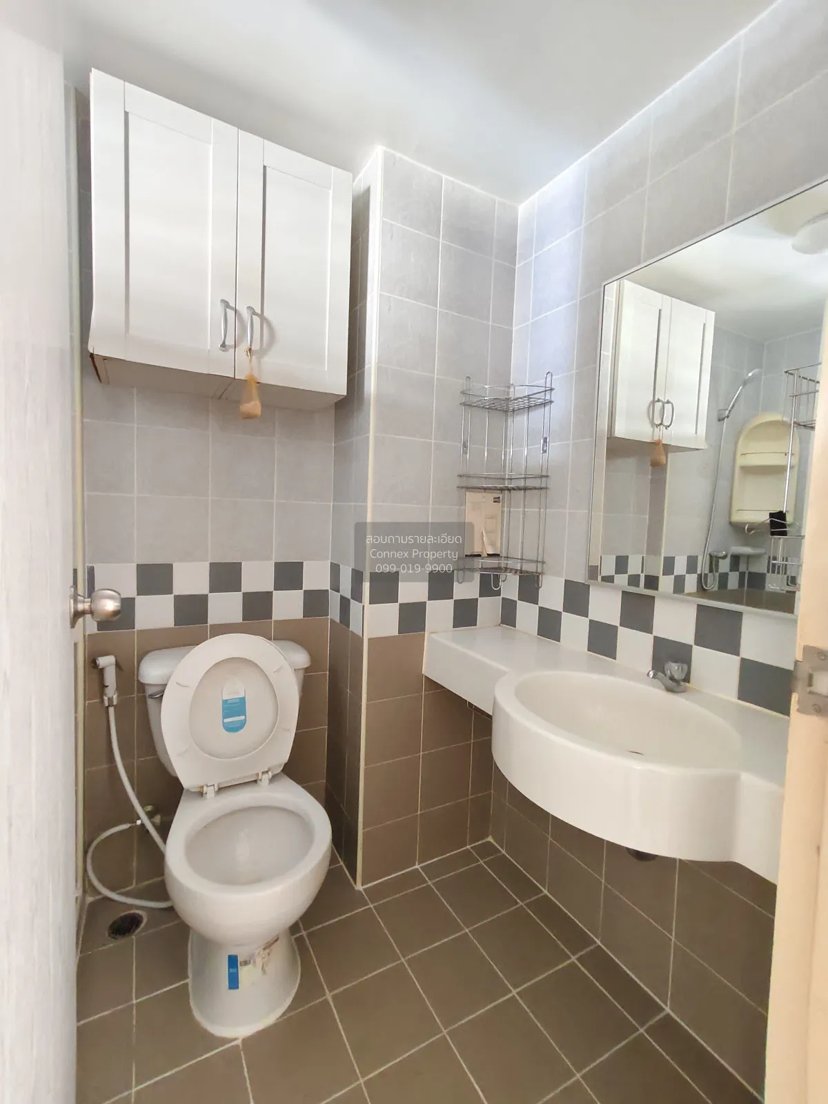 ขายคอนโด  ลุมพินี คอนโด ทาวน์ รามอินทรา-หลักสี่ BTS-วัดพระศรีมหาธ