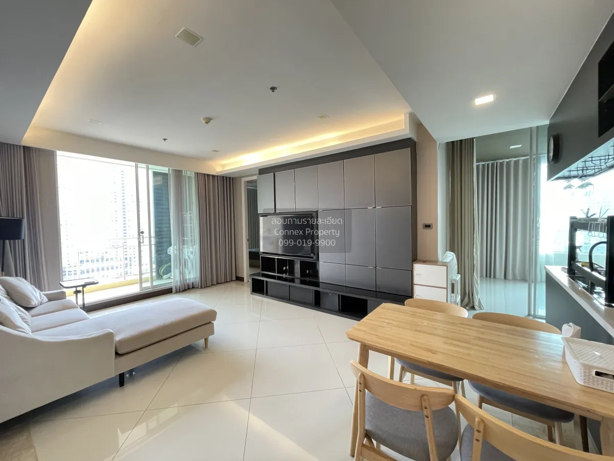 For Rent Condo , The Empire Place , corner unit , wide frontage , 3