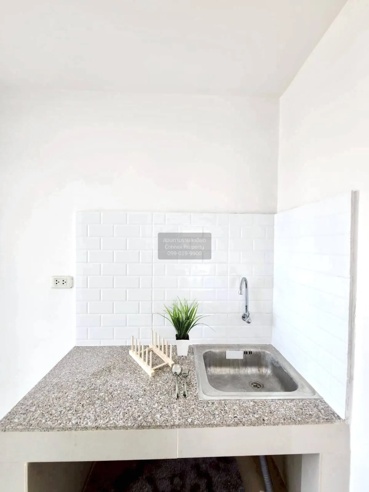 For Sale Condo , Regent Home 5 Ratchada 19 , newly renovated , MR