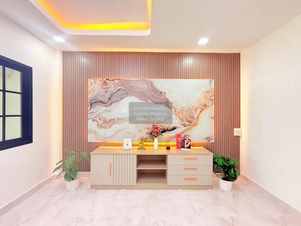 For Sale Townhouse/Townhome  , Ban Poonsinthanee 1 , newly renova