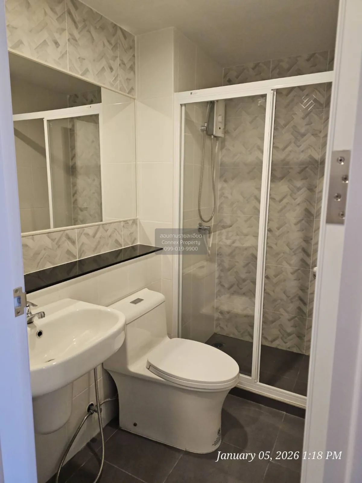 เช่าคอนโด  รีเจ้นท์ โฮม บางนา (โครงการใหม่) บางนา เขต บางนา กรุงเ