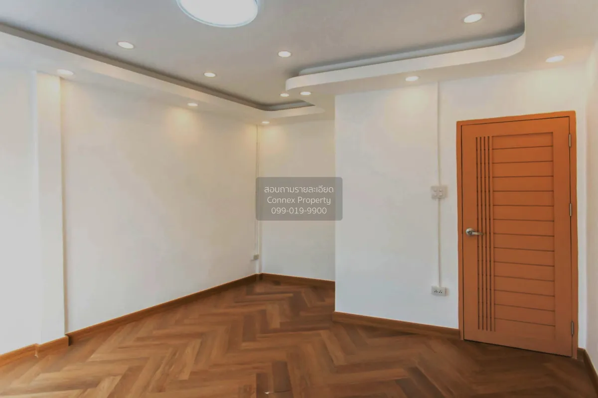 ขายทาวน์เฮ้าส์/ทาวน์โฮม  ประชากรไทย ลาดพร้าว 93 รีโนเวทใหม่ วังทอ