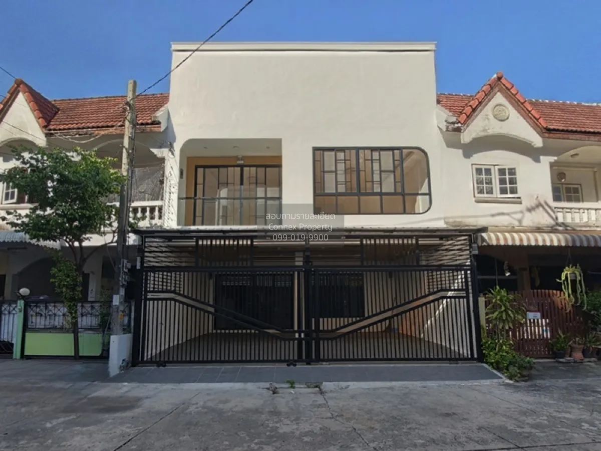 ขายทาวน์เฮ้าส์/ทาวน์โฮม  ประชากรไทย ลาดพร้าว 93 หน้ากว้าง รีโนเวท 2