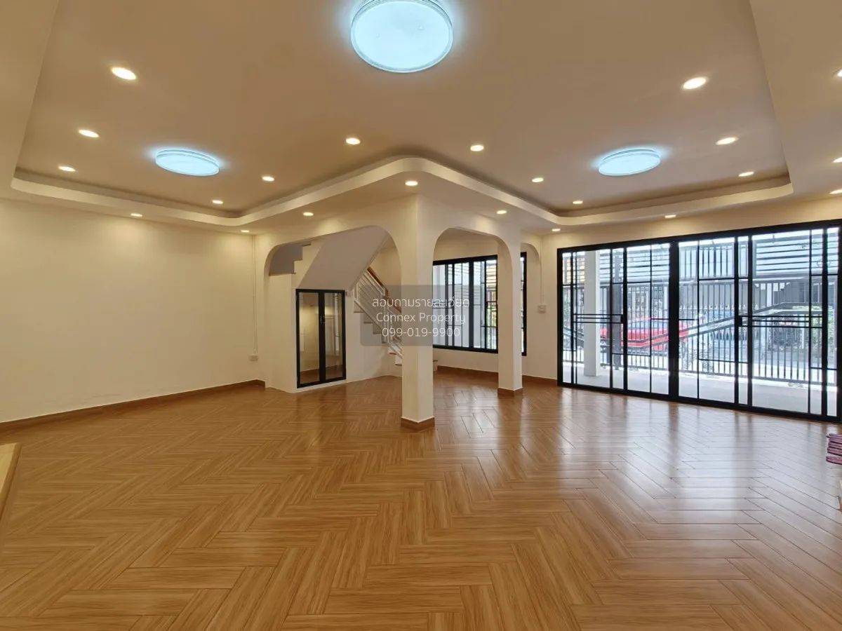 For Sale Townhouse/Townhome  , Prachakornthai Ladproa 93 , wide f 4