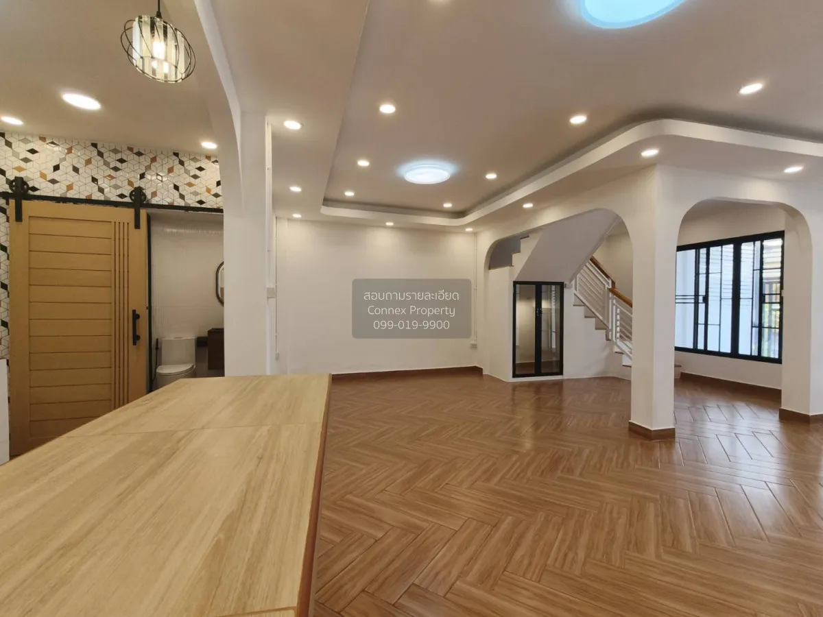 For Sale Townhouse/Townhome  , Prachakornthai Ladproa 93 , wide f