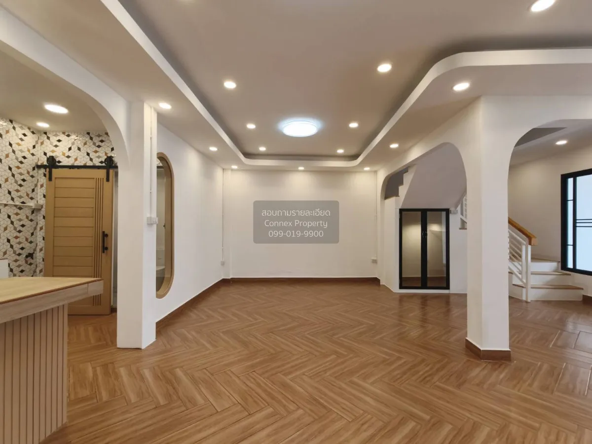 For Sale Townhouse/Townhome  , Prachakornthai Ladproa 93 , wide f