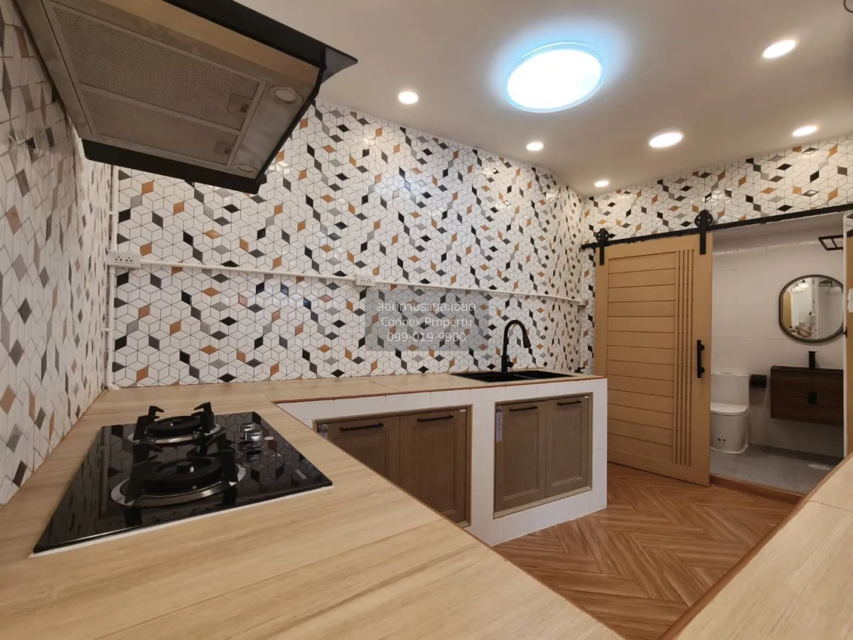 For Sale Townhouse/Townhome  , Prachakornthai Ladproa 93 , wide f