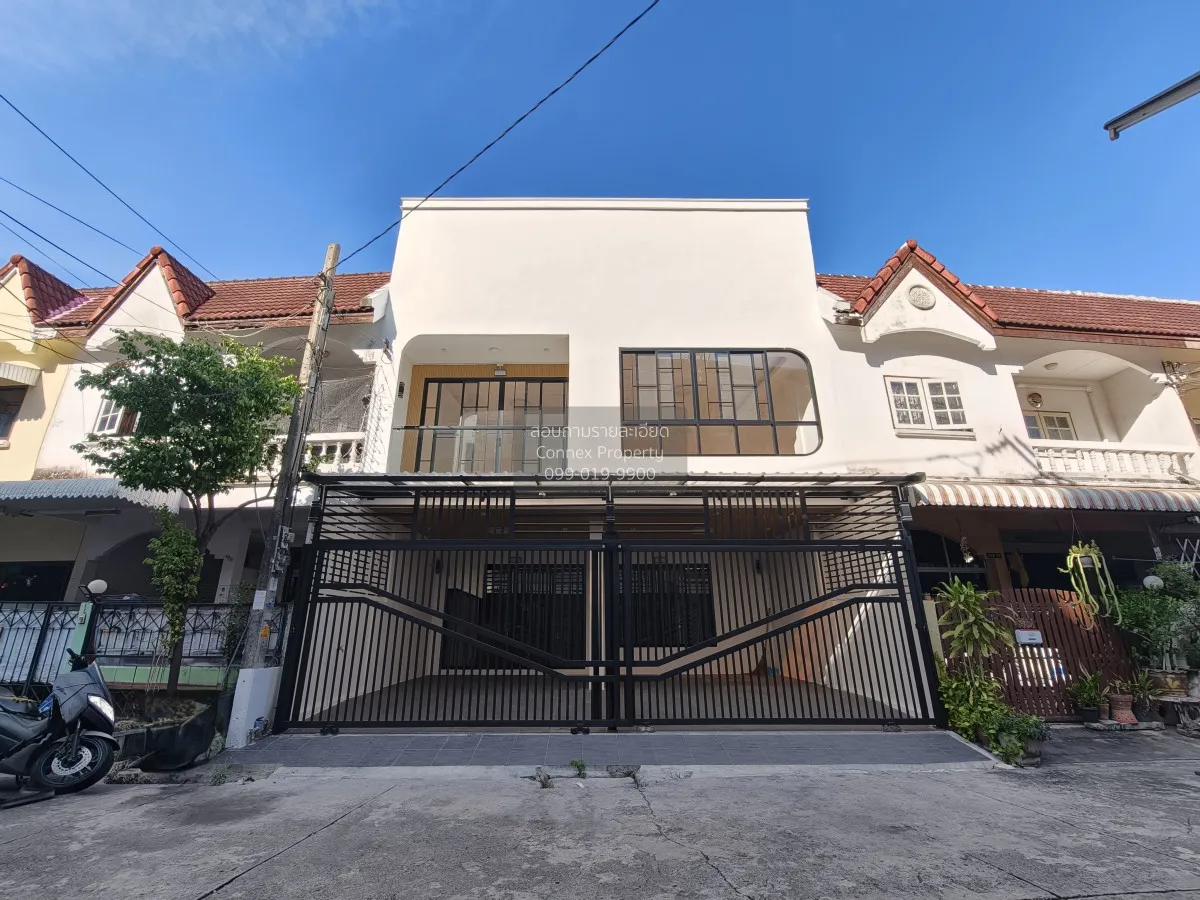For Sale Townhouse/Townhome  , Prachakornthai Ladproa 93 , wide f