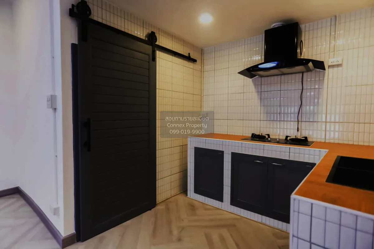 ขายทาวน์โฮม ลาดพร้าว 94  รีโนเวทใหม่ พลับพลา เขต วังทองหลาง กรุงเ 2