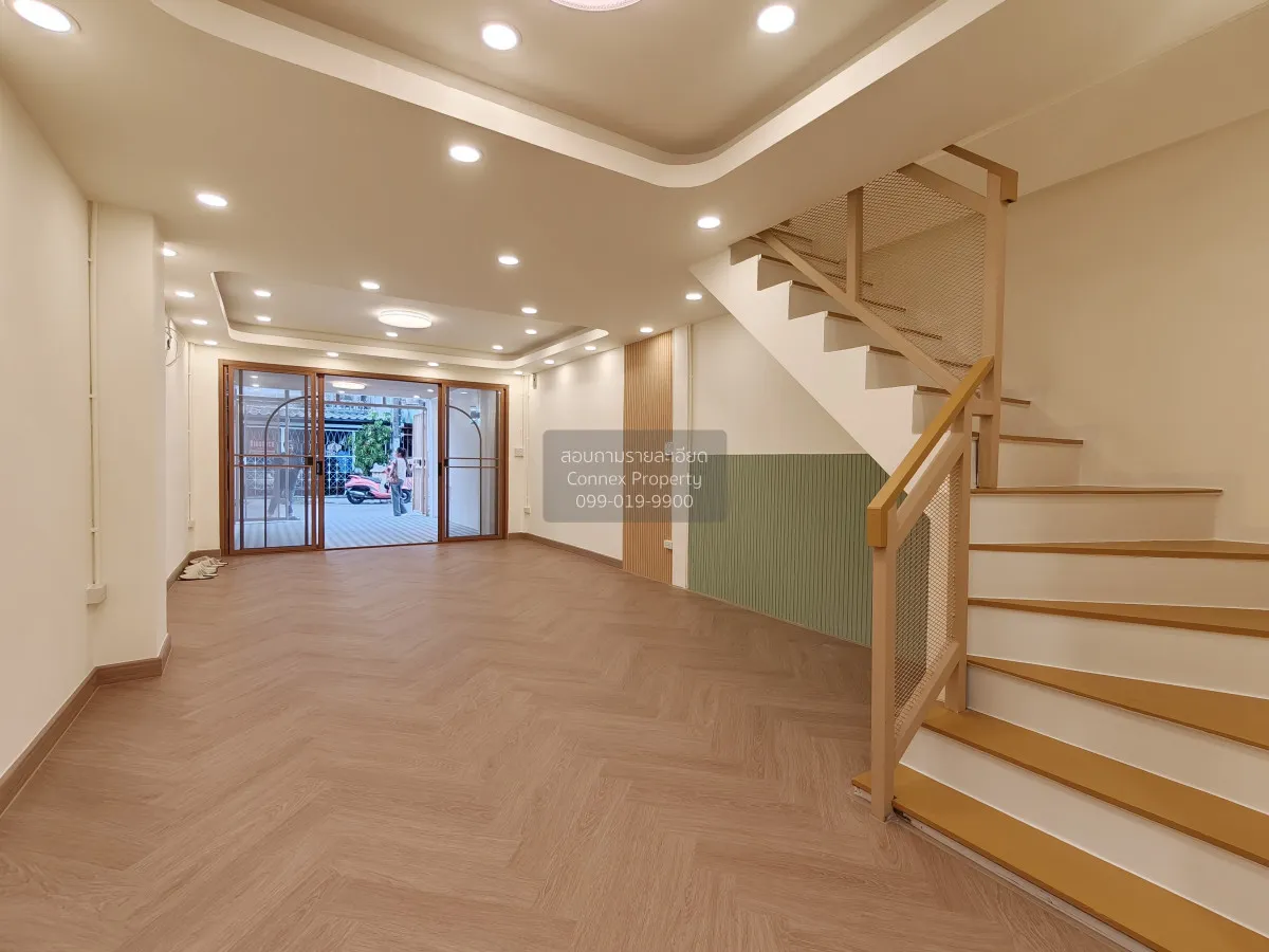 ขายทาวน์เฮ้าส์ ลาดพร้าว 63 รีโนเวทใหม่ วังทองหลาง เขต วังทองหลาง 