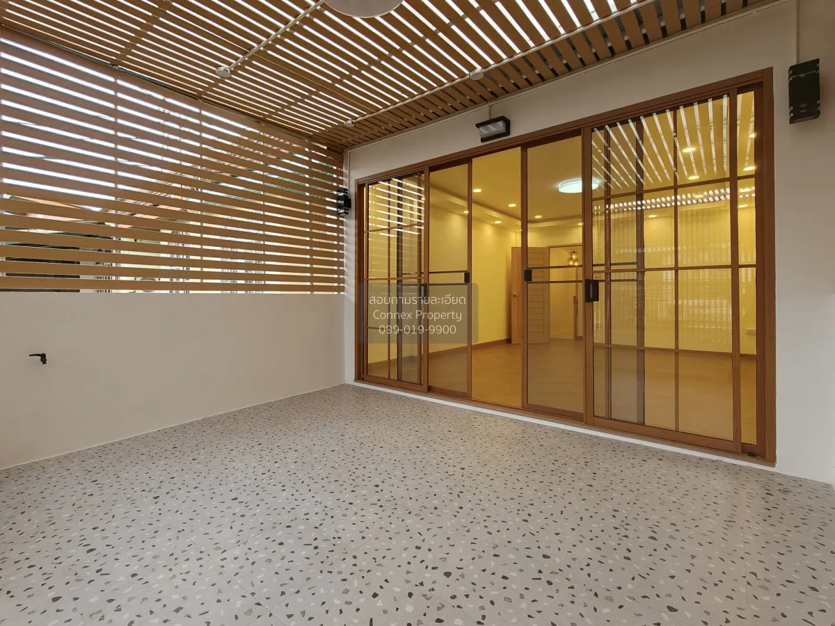 ขายทาวน์เฮ้าส์ ลาดพร้าว 63 รีโนเวทใหม่ วังทองหลาง เขต วังทองหลาง 