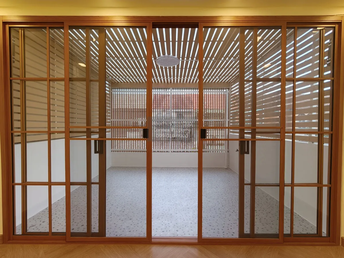 ขายทาวน์เฮ้าส์ ลาดพร้าว 63 รีโนเวทใหม่ วังทองหลาง เขต วังทองหลาง 