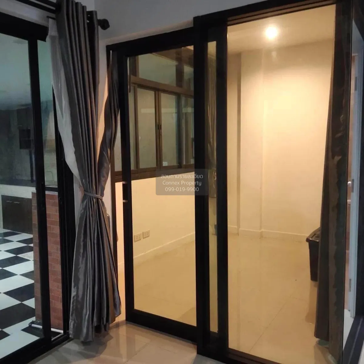 For Sale Townhouse/Townhome  , EK Town Phutthamonthon Sai 4 , cor