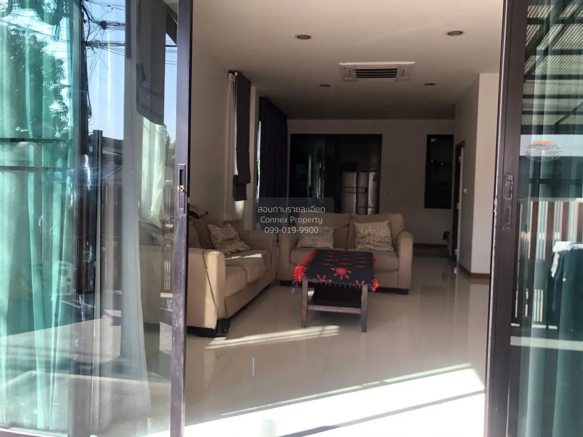 For Sale 3-story townhome, corner unit, outside the project. , Kh