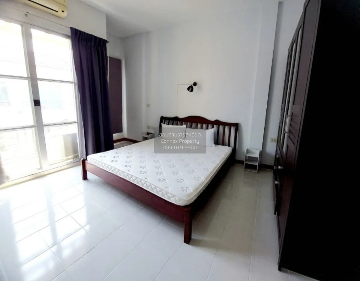 For Rent Townhouse/Townhome  , Baan Klang Muang Rama9 - Srinakari