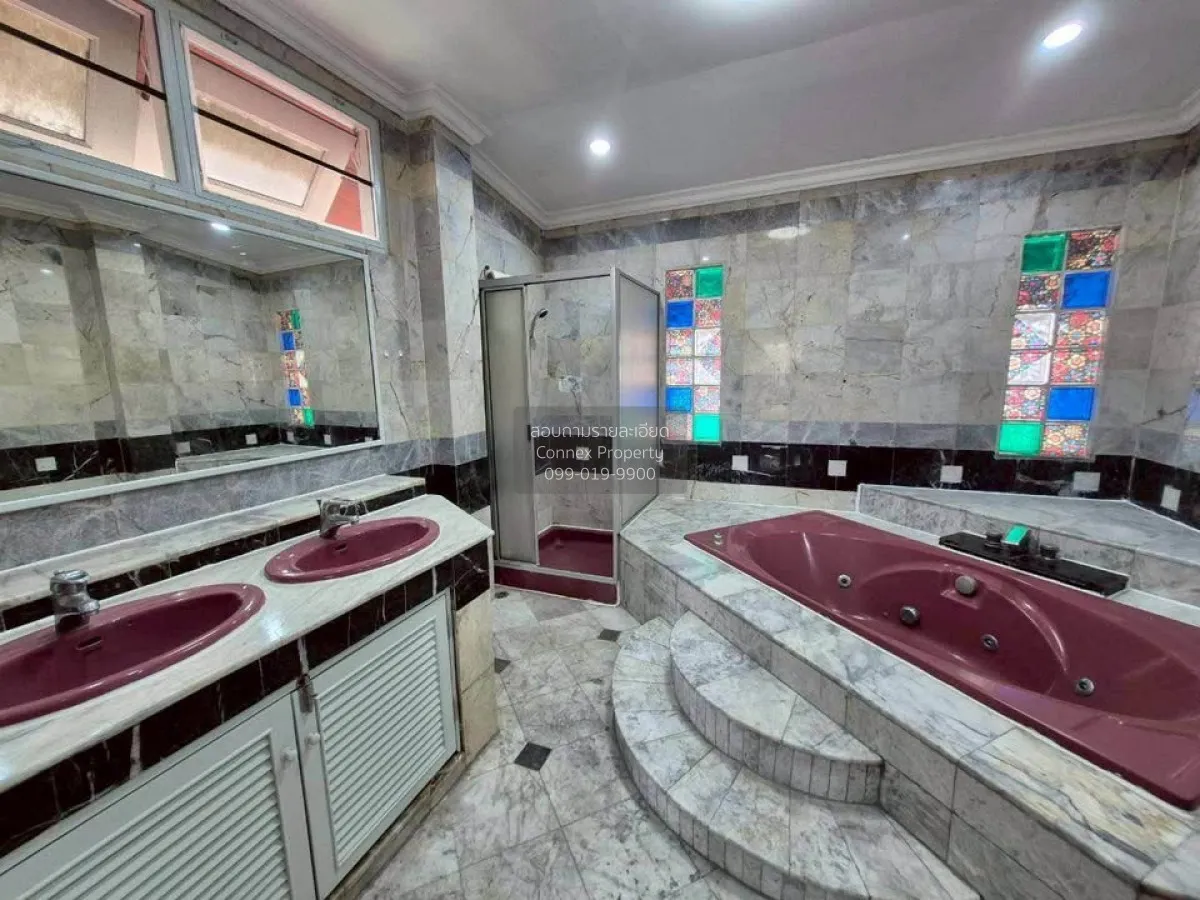 For Sale House , EverGreen City , wide frontage , Bang Khae Nuea 