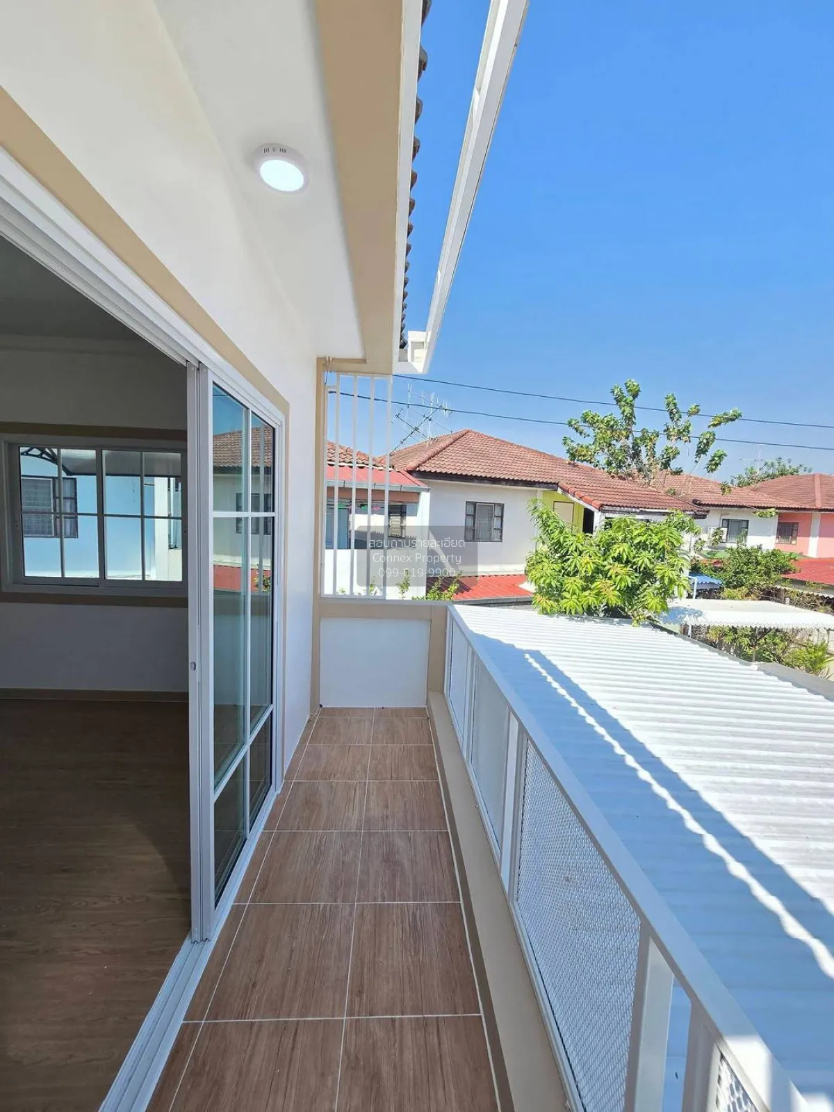 ขายบ้าน  บ้านพระปิ่น 3 ห้องมุม รีโนเวทใหม่ MRT-ตลาดบางใหญ่ บางแม่