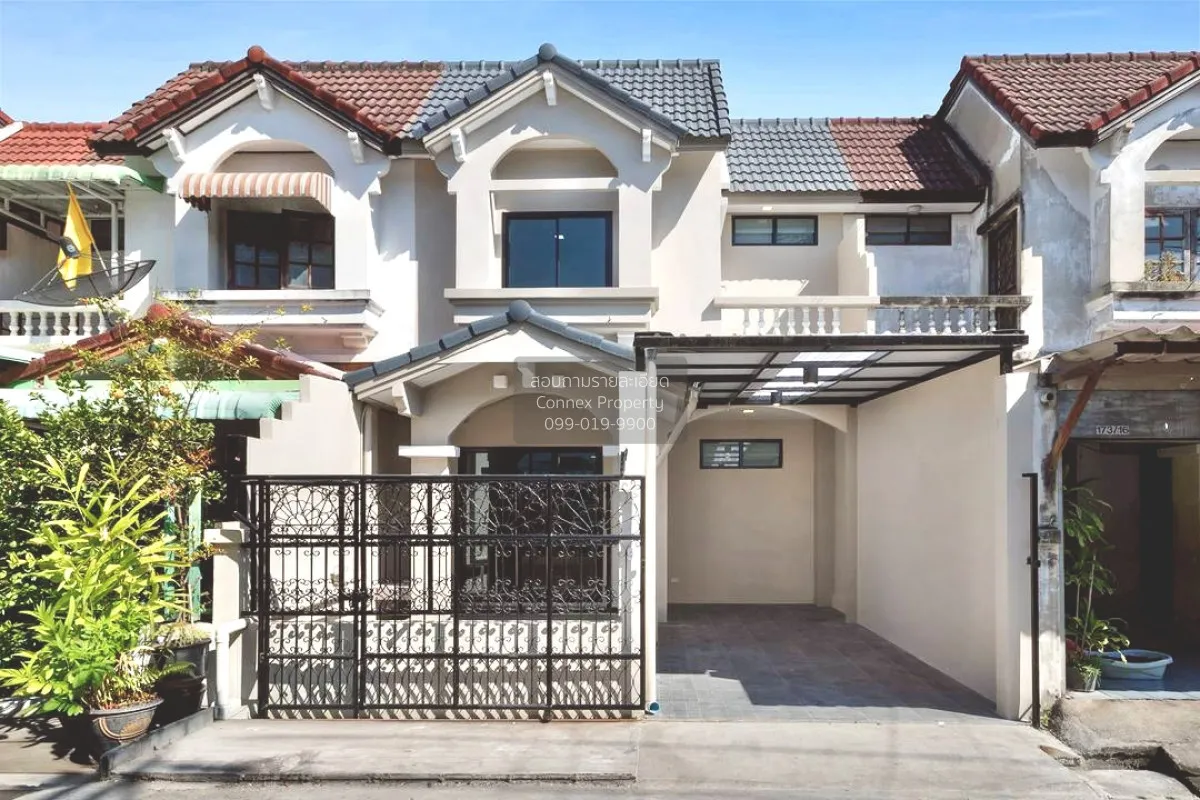 For Sale Townhouse/Townhome  , Kanchpetch Villa , wide frontage , 1